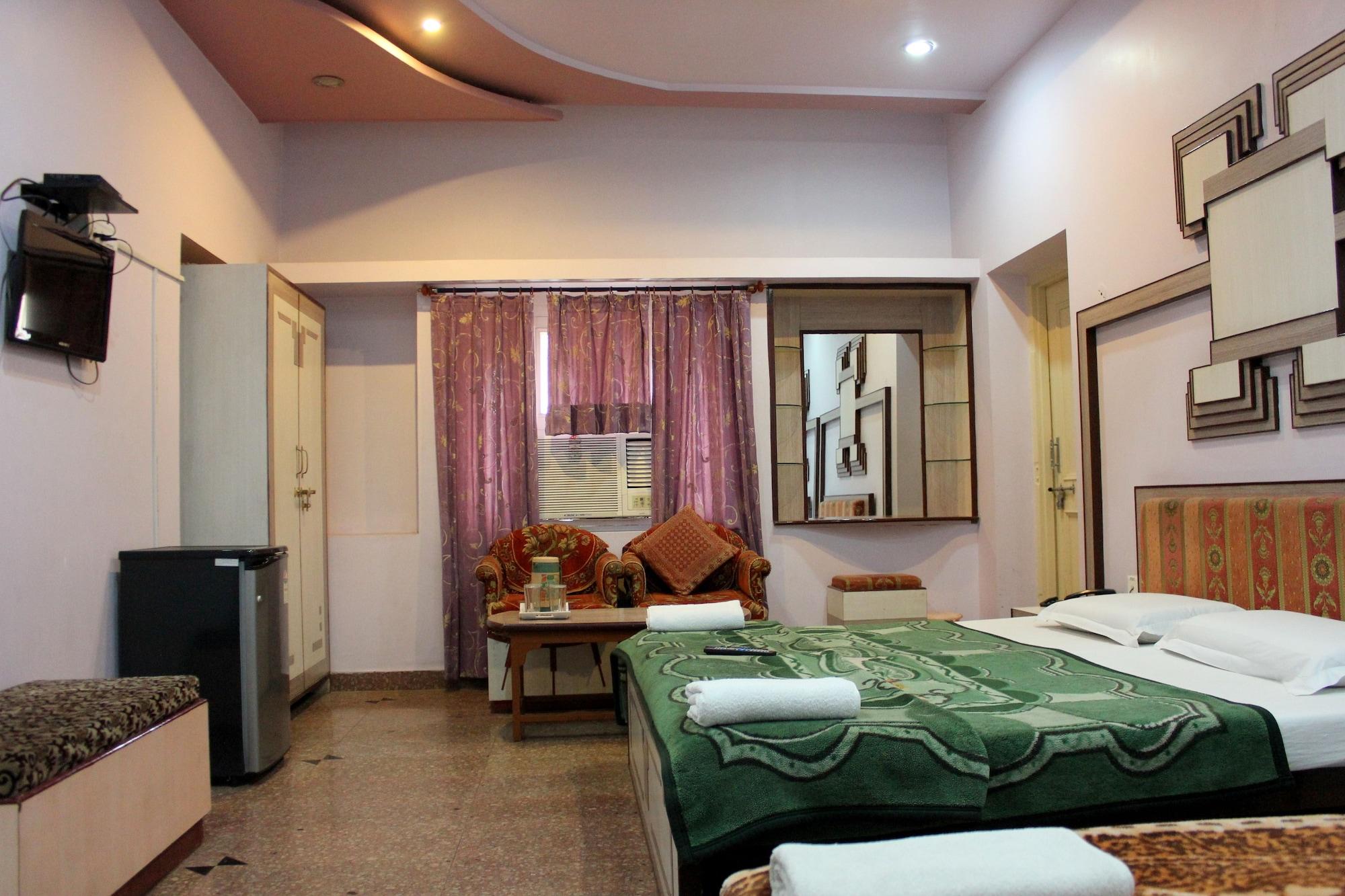 Kalyan Hotel 3*