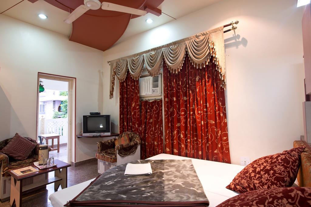 Kalyan Hotel